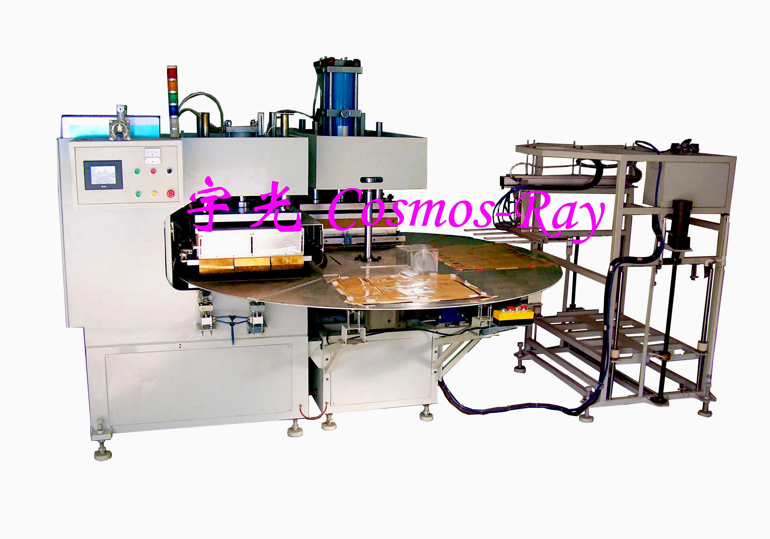 <b>Double-head automatic turntable type plastic box processing</b>